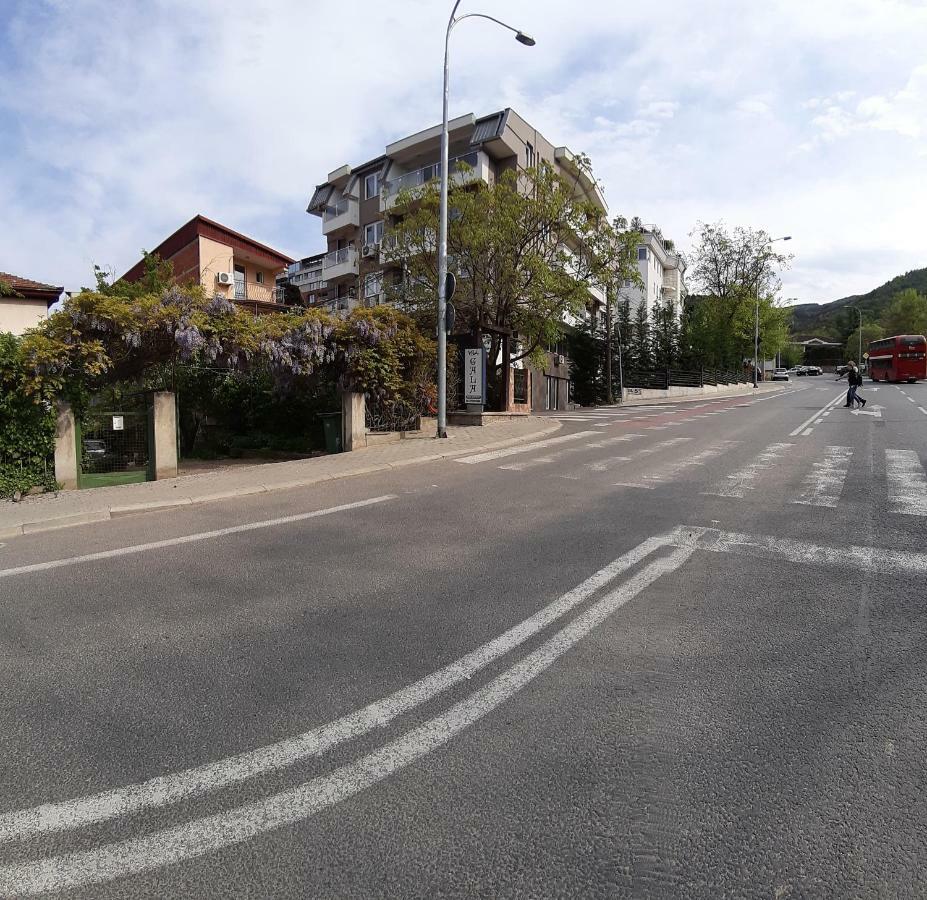 Villa Gala Skopje Buitenkant foto