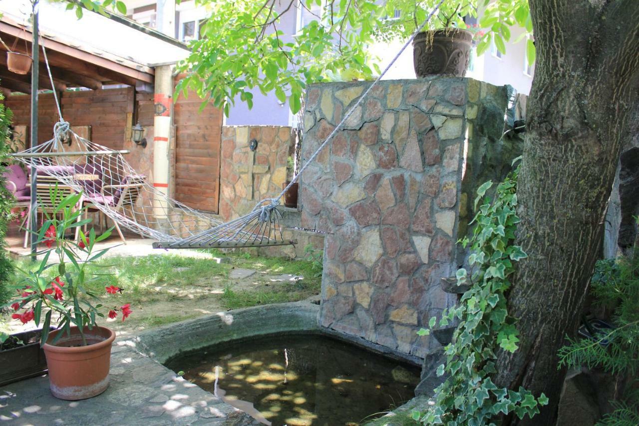 Villa Gala Skopje Buitenkant foto